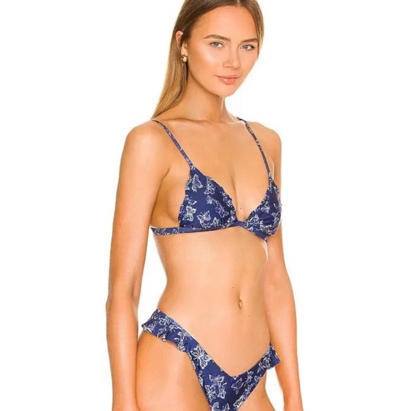 Beach Riot Rosie Navy Ruffle Swim Bikini Top - Picture 4 of 8